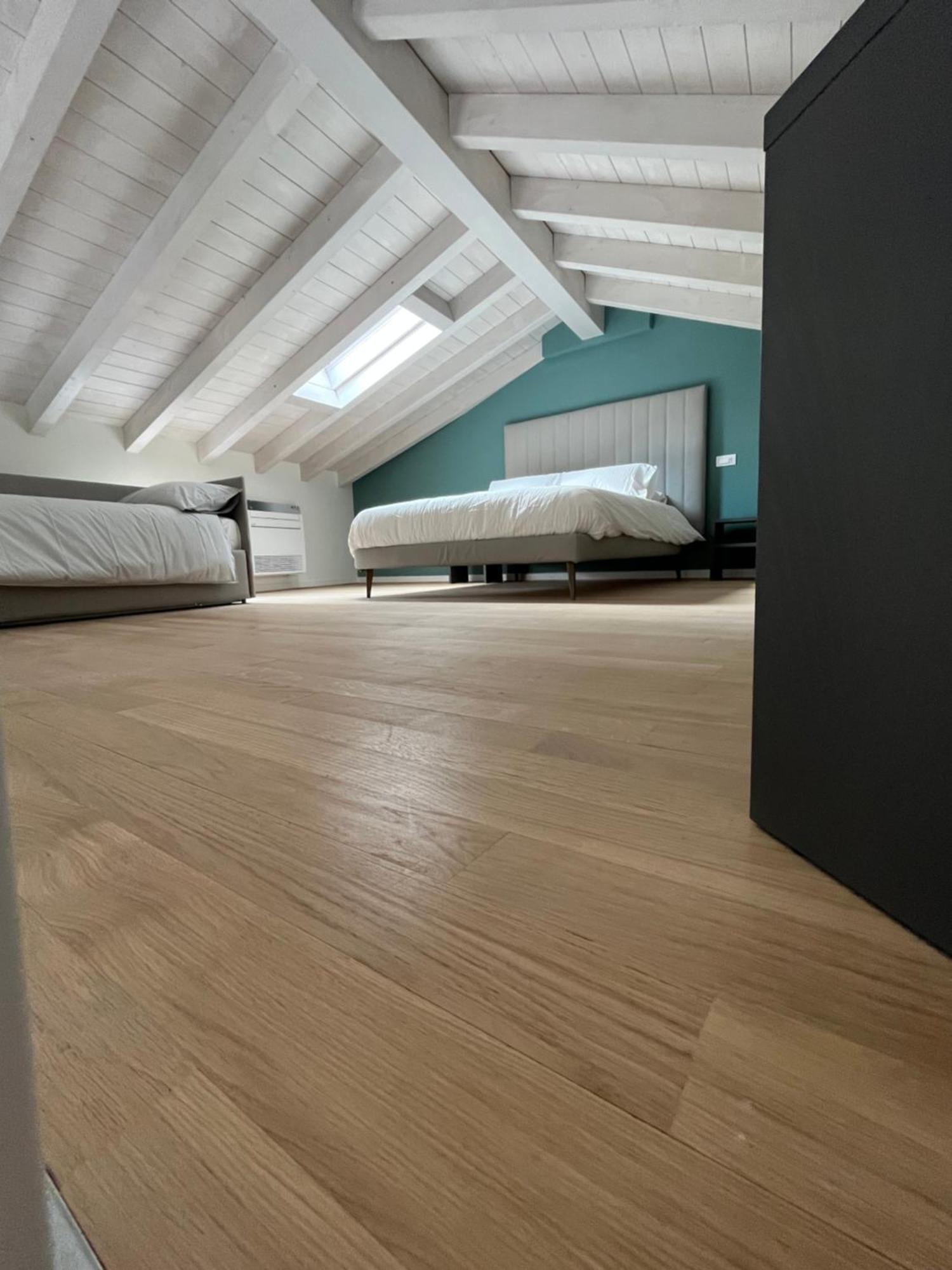 La Casa Incartata Apartment ตอสโกลาโน มาแดร์โน ภายนอก รูปภาพ
